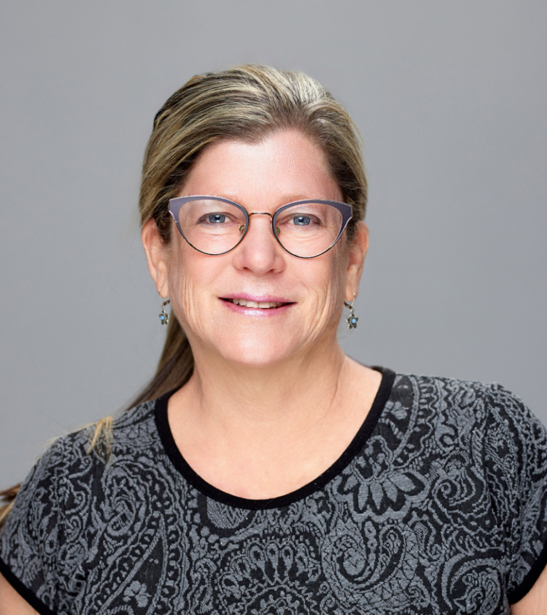 Leslie Yager leslie-yager